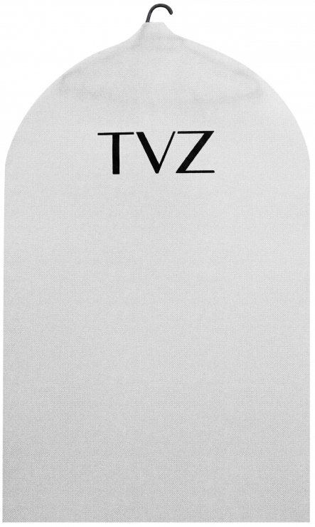 Capa em TNT para roupas e vestidos.